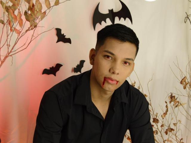 EdwinBlaze - Live sex cam - 27894200