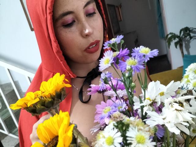 NikkieMilky - Sexe cam en vivo - 27898310