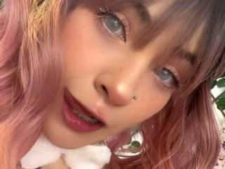 LaurenEvie69 - Live sex cam - 27901385