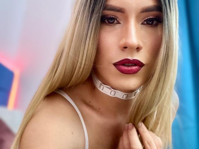 CamiiNiieves - Live porn &amp; sex cam - 27908168