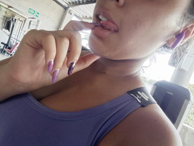 MarilynHills - сексуальная веб-камера в реальном времени - 27910271