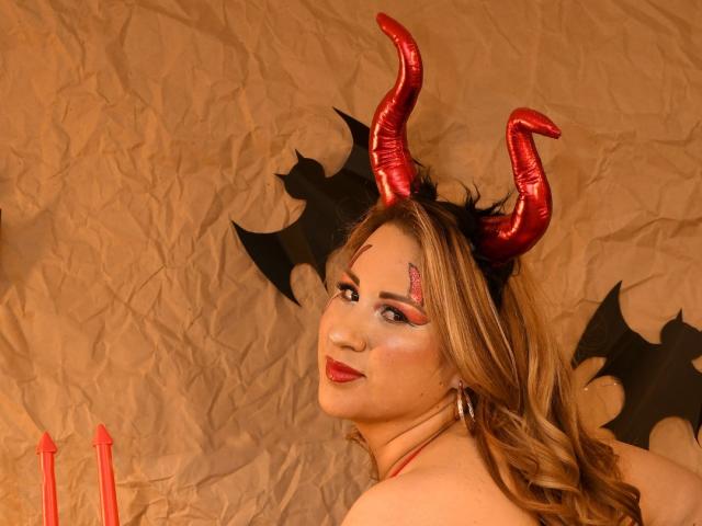 AlinaHill - Live sexe cam - 27910292