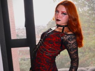 EmmaThomsonn - Sexe cam en vivo - 27910910
