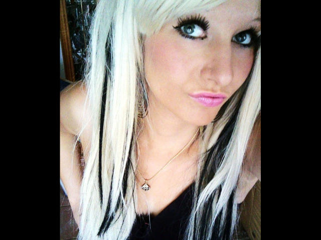 Kitty-Deluxe-hot - Live sex cam - 27913199