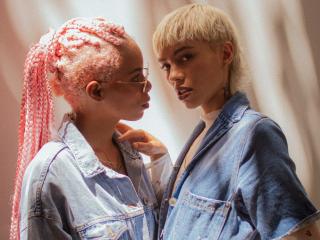 Sexy nude photo of GravesYStarveil