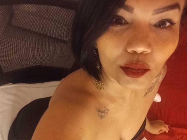 ExoticLyla - Sexe cam en vivo - 27931553