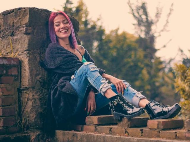 Veroo69 - Live Sex Cam - 27932909