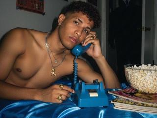 Sexy nude photo of Yoximanuelprime