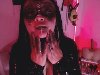 LindaSophieX - Sexe cam en vivo - 27936053