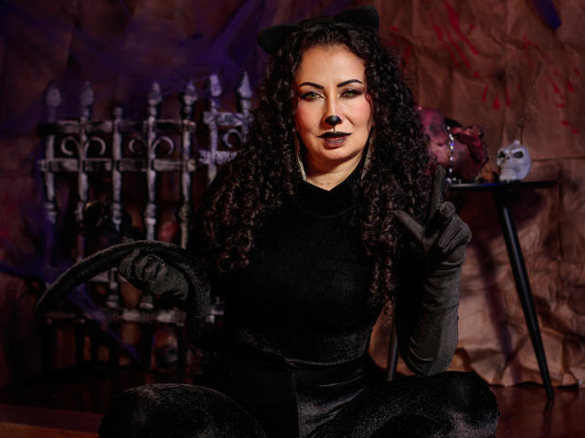 SamanthaAntolin - Live Sex Cam - 27949211