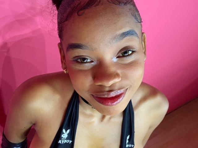 JuicyTitss - Live Sex Cam - 27950792