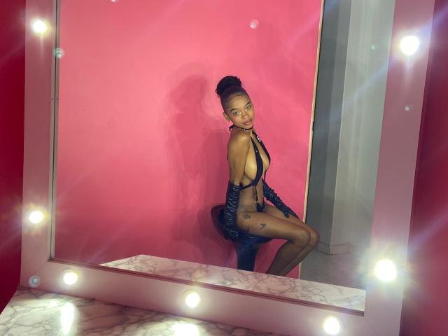 JuicyTitss - Sexe cam en vivo - 27950831