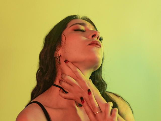 TaniaSanders - Sexe cam en vivo - 27951536