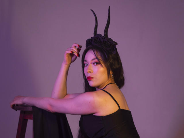 TaniaSanders - Camera khiêu dâm &amp; quyến rũ trực tiếp - 27951560