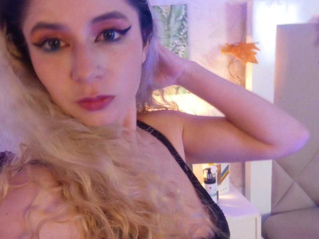 SophieTeller - Live sex cam - 27953717