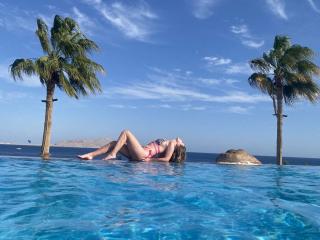 AlicePrings - Live porn &amp; sex cam - 27954671