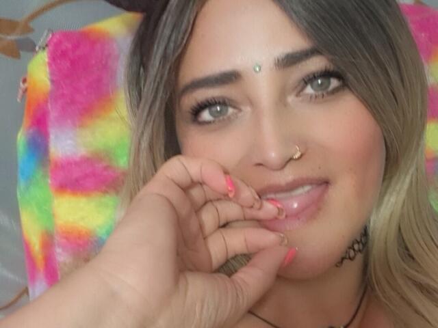 AlessadraJones - Live sex cam - 27955115