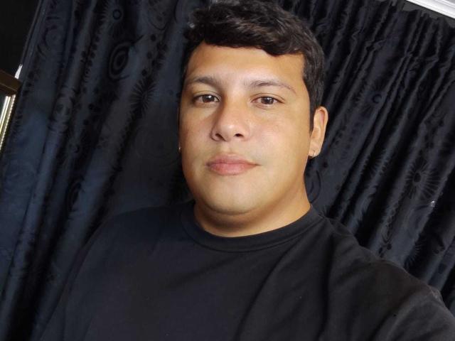 JustinBerry - Live porn &amp; sex cam - 27969482