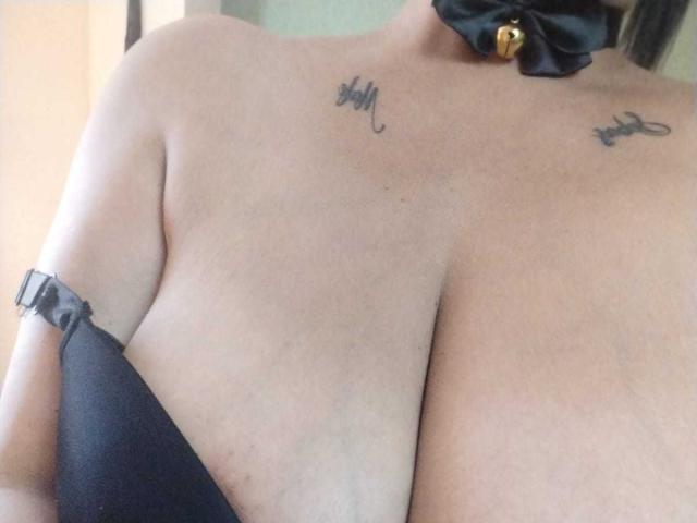 MirandaDreams - Live Sex Cam - 27971846