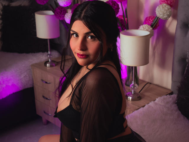 SaraWestt - Live sexe cam - 27972635