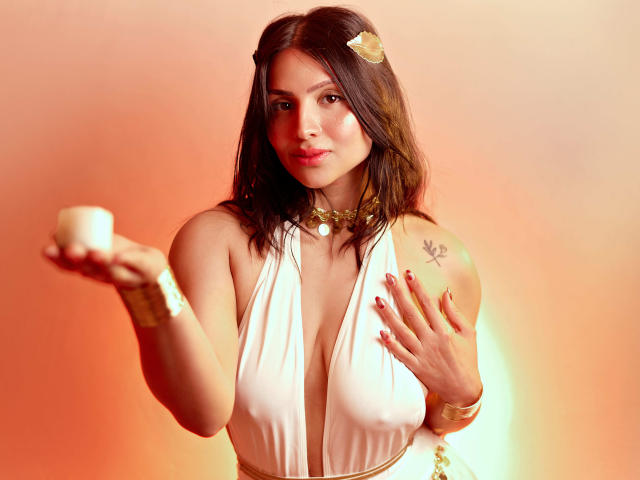 SaraWestt - Live sex cam - 27972773