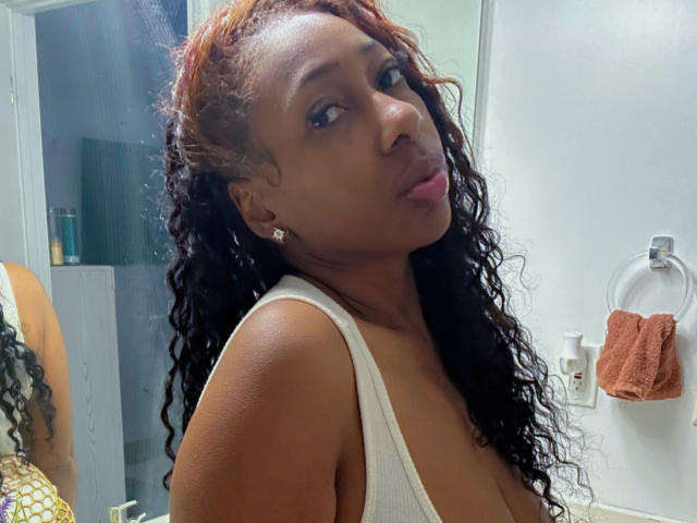 MadamGlam - Live porn &amp; sex cam - 27973982