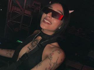 SalomeMille - Live porn &amp; sex cam - 27983036