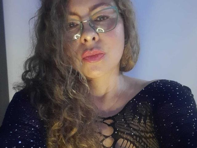 MiaAmoretti - Live sex cam - 27983333