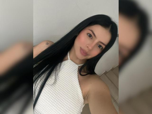 IsabellaJames - Sexe cam en vivo - 27985631