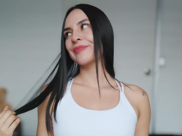 HayleeWaner - Live sex cam - 27986513