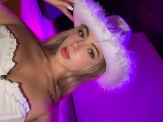 SofiaFoxx - сексуальная веб-камера в реальном времени - 27989078