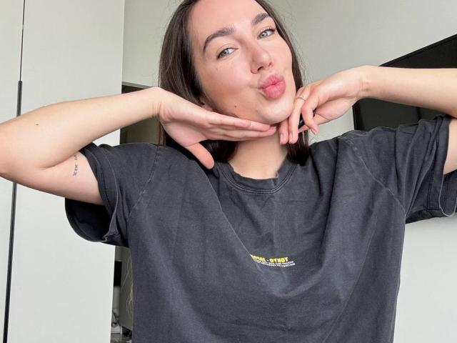 AraiaSheri - Live sex cam - 27992150