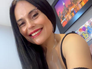 CharlotteCrofort - Live sex cam - 27993134