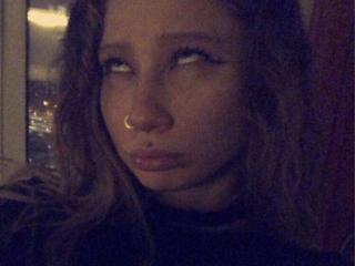 AliceAndCristal - Live sex cam - 27995414