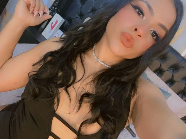 LindaFrancoo - Live porn &amp; sex cam - 27995642