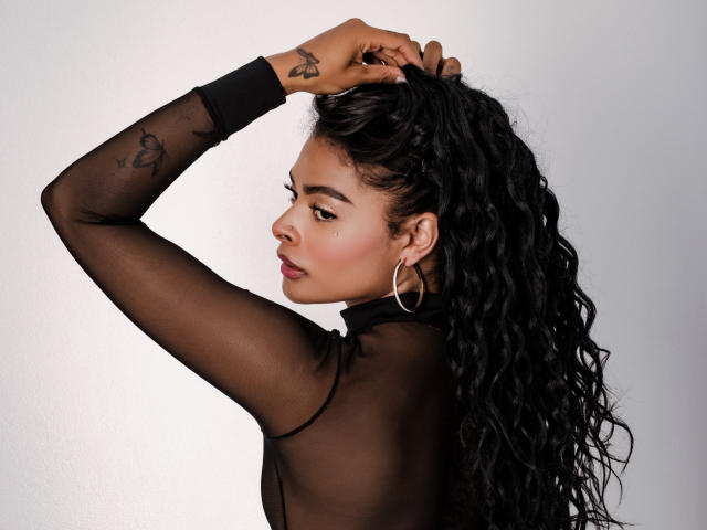 EmmaEbony - Live Sex Cam - 27996044