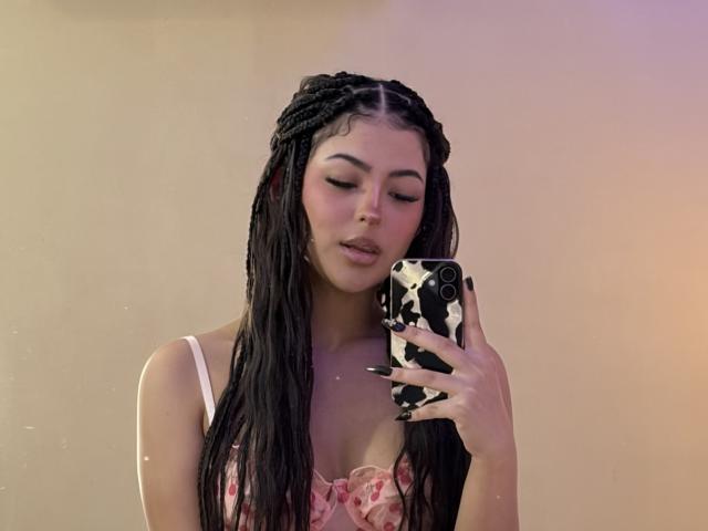 RheaVolk - Live Sex Cam - 27996263