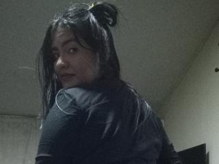 ArianithaXox - Live porn &amp; sex cam - 27996437