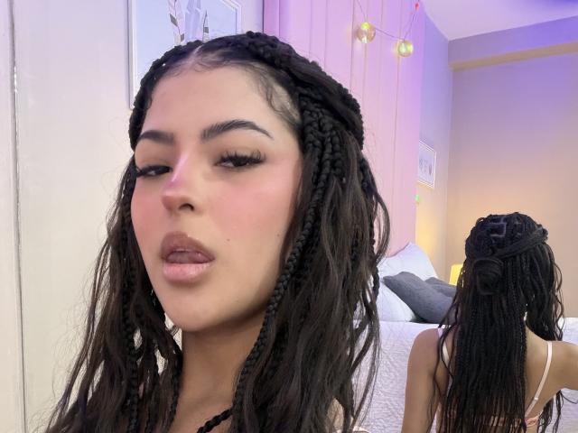 RheaVolk - Live sex cam - 27996713