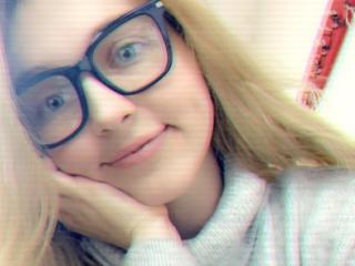 AliceAndCristal - Live sex cam - 27997184