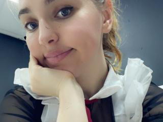 AliceAndCristal - Live sex cam - 27997205