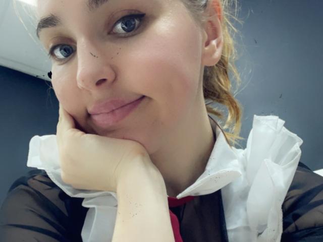 AliceAndCristal - Live sex cam - 27997205