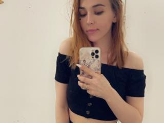 AliceAndCristal - Live sex cam - 27997220
