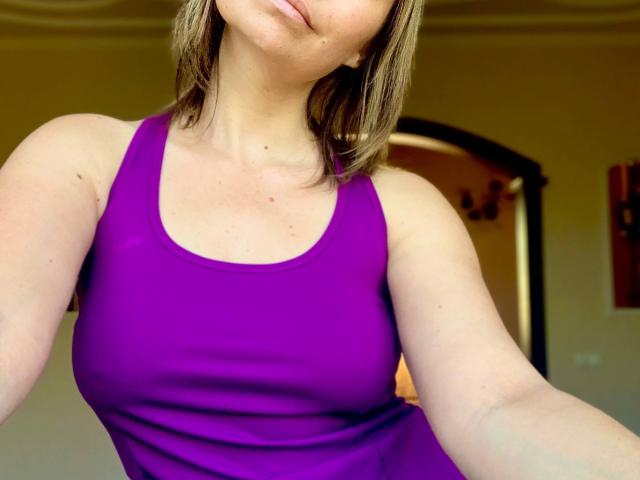 ElizavetaCream - Live sex cam - 27997388