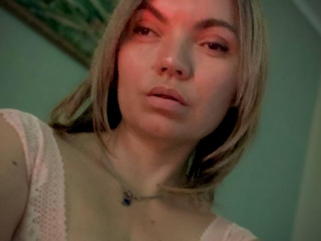 ElizavetaCream - Live sex cam - 27997391