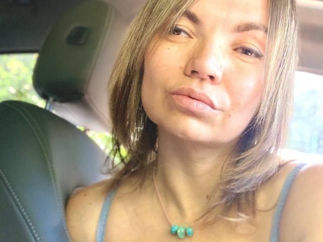 ElizavetaCream - Live sex cam - 27997427