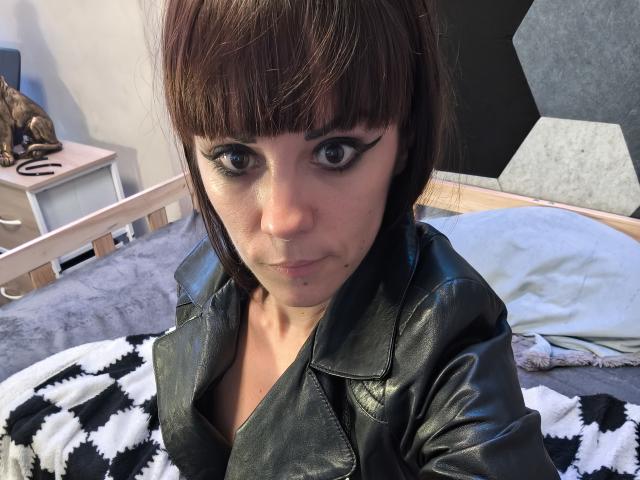 OrianaLaFrancaise - Live porn &amp; sex cam - 27997910