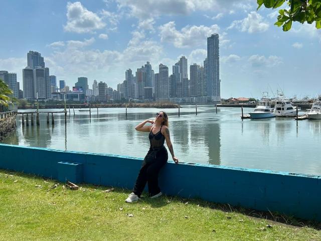 SabrinaDesire - Live sexe cam - 27998363