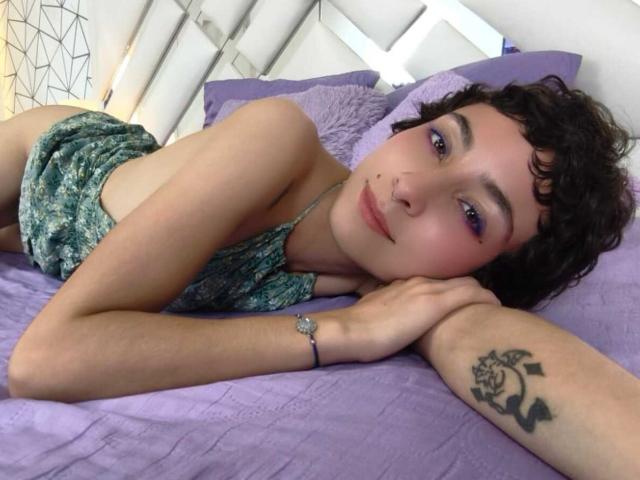 EmilyAllen - Live porn &amp; sex cam - 27998993