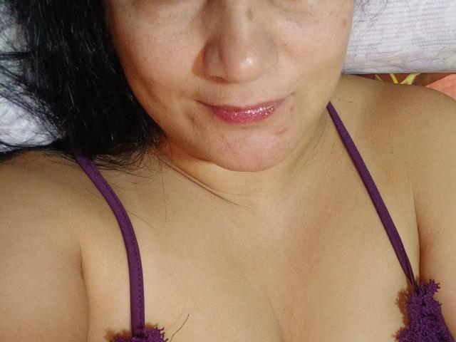 KarinaCecillia - Camera khiêu dâm &amp; quyến rũ trực tiếp - 28002833